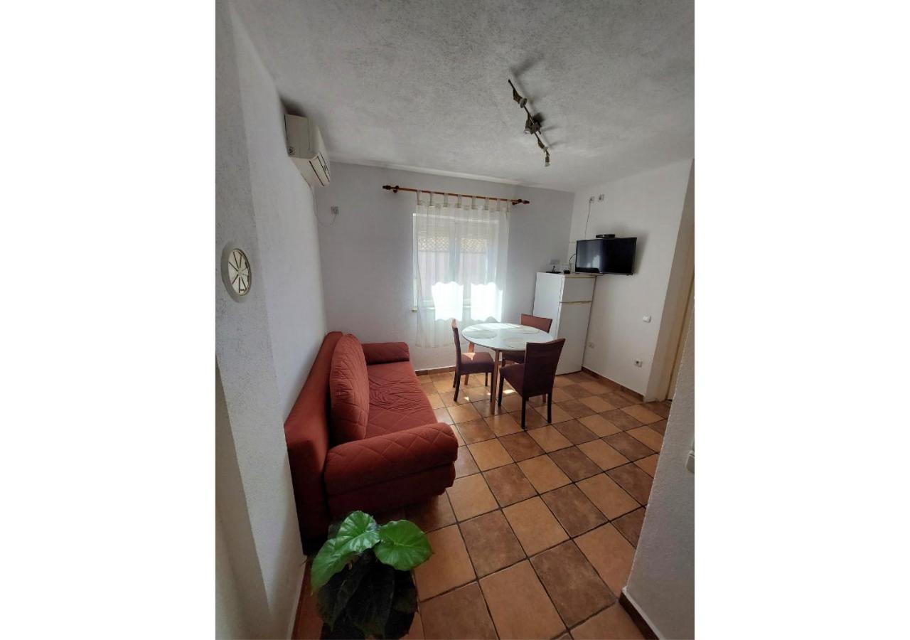 Apartman Dobric Fažana Exterior foto