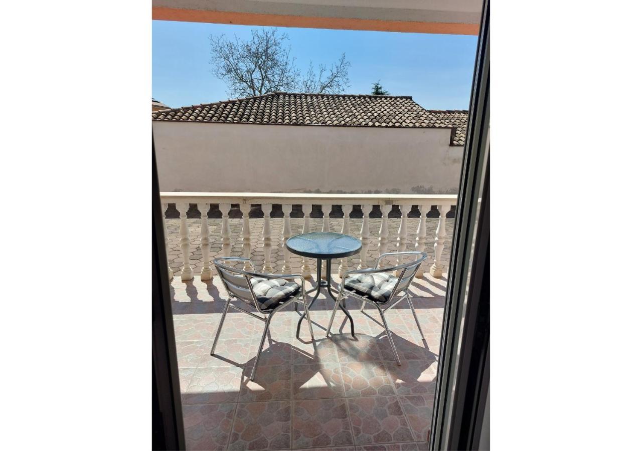 Apartman Dobric Fažana Exterior foto